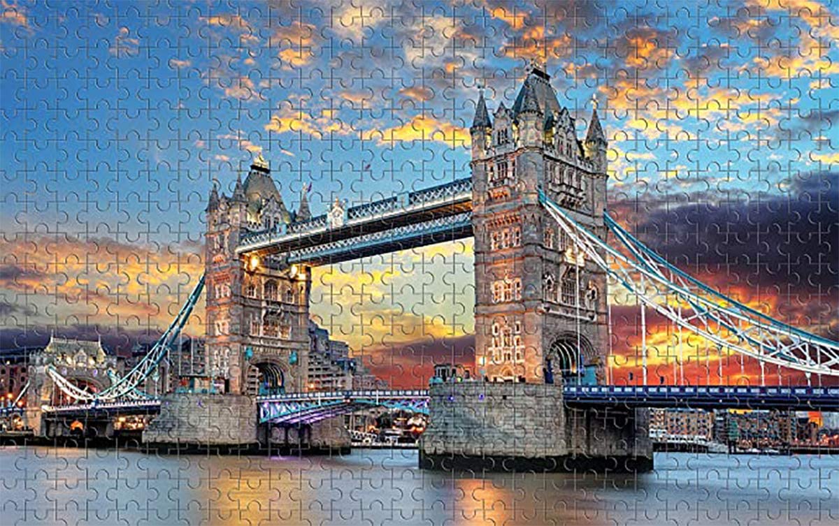 1000 Piece Puzzle - Color: London Tower Bridge