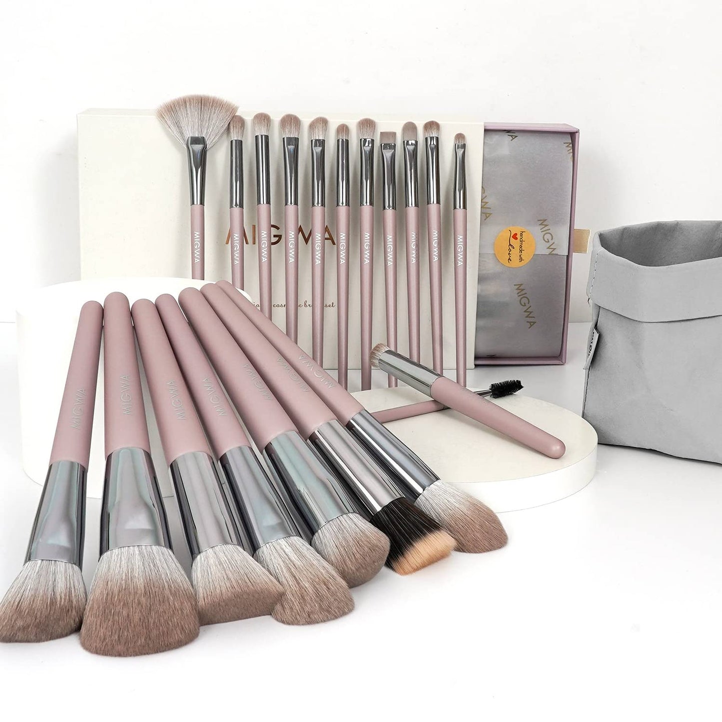 20 Piece Synthetic Hair Makeup Brush Set with Organizer Bag