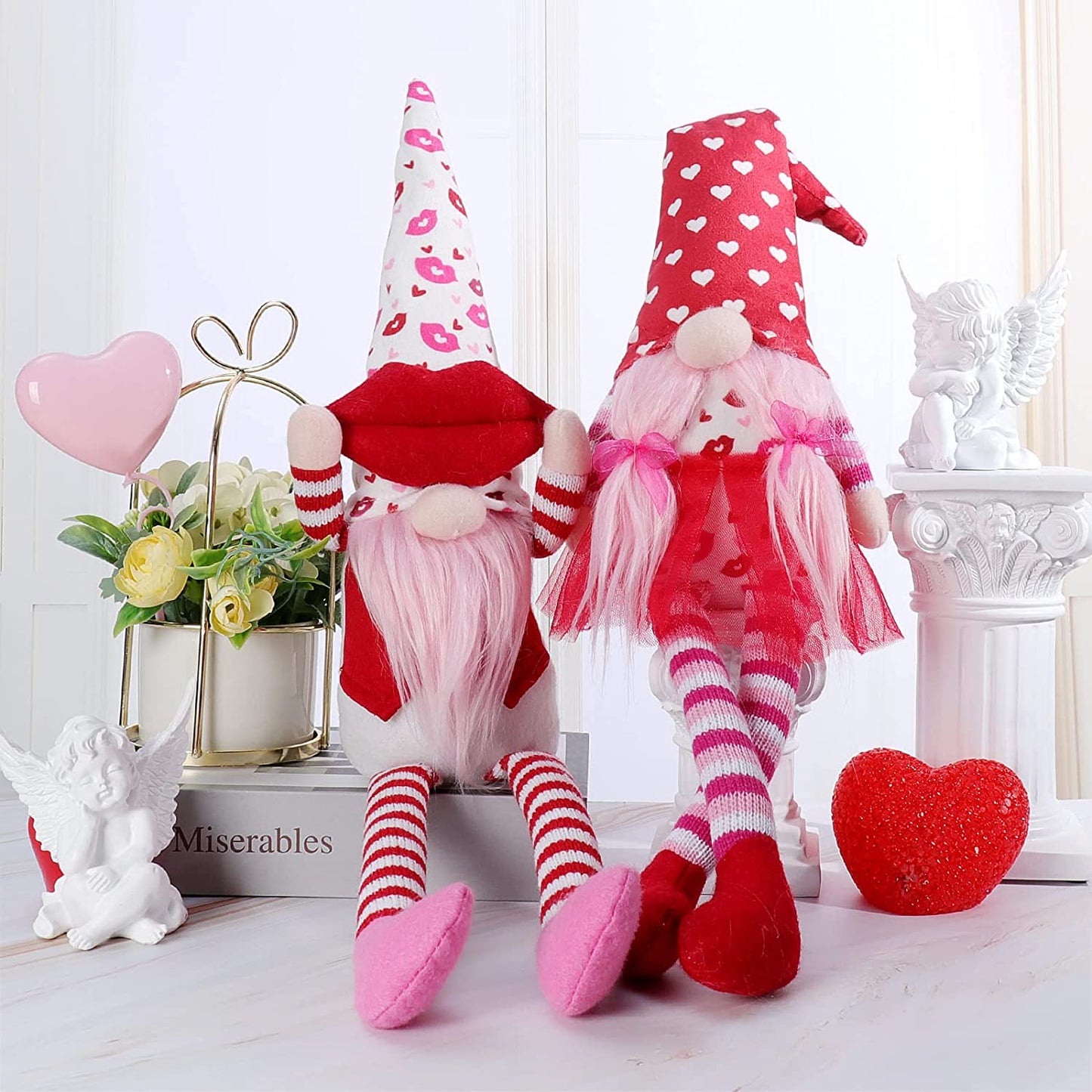 2 pcs Valentine's Gnomes