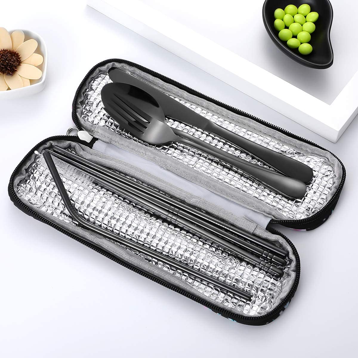 Portable cutlery set with a waterproof carrying case, black: color