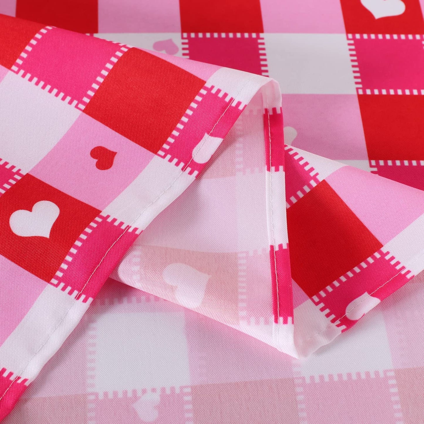 Valentine's Day Plaid Rectangle Tablecloth, 60" x 84"