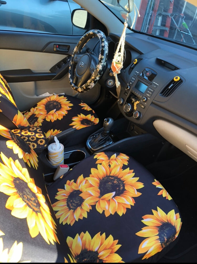 Sunflower Car Accessories Set Color: Black and Yellow