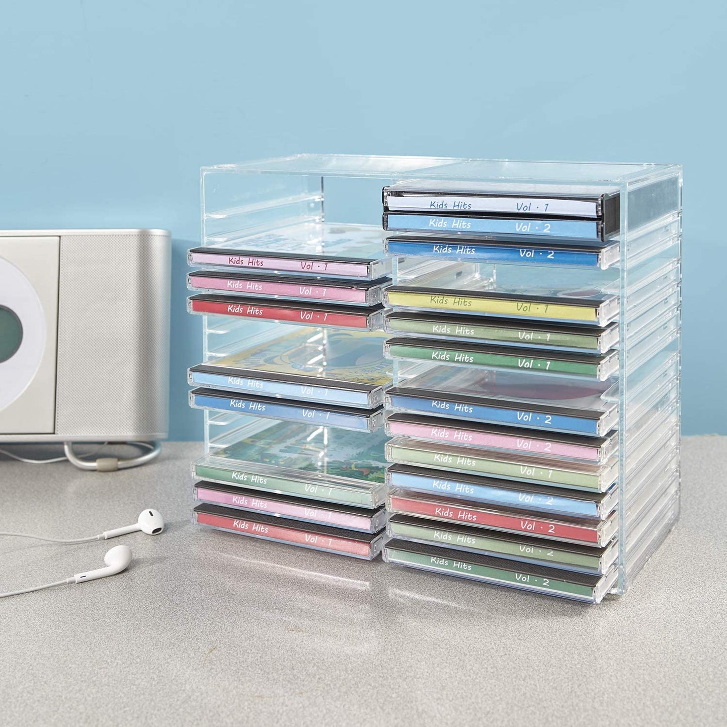 Clear plastic cd holder, holds 30 standard CD cases