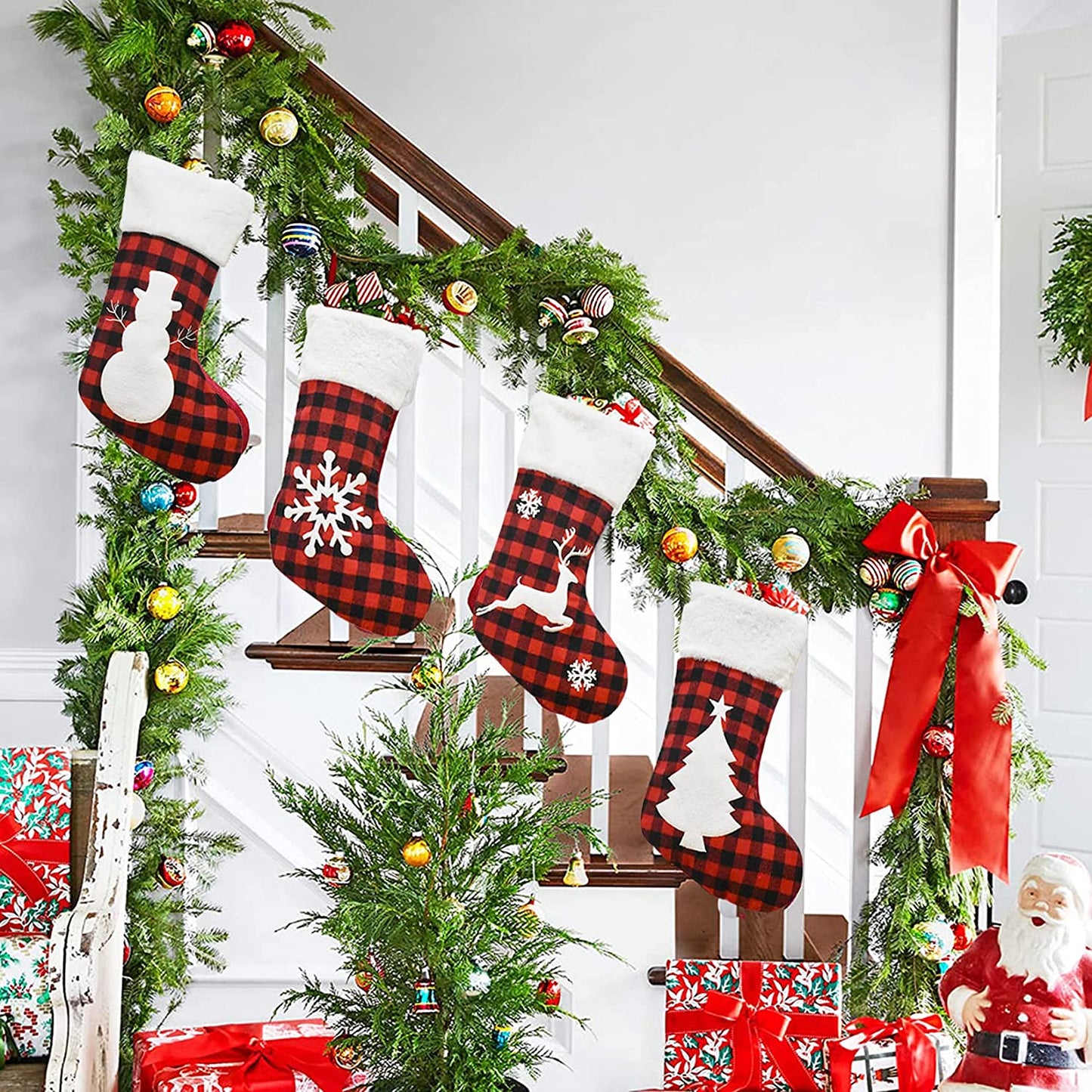 Set of 4 Christmas Stockings, Red and Black