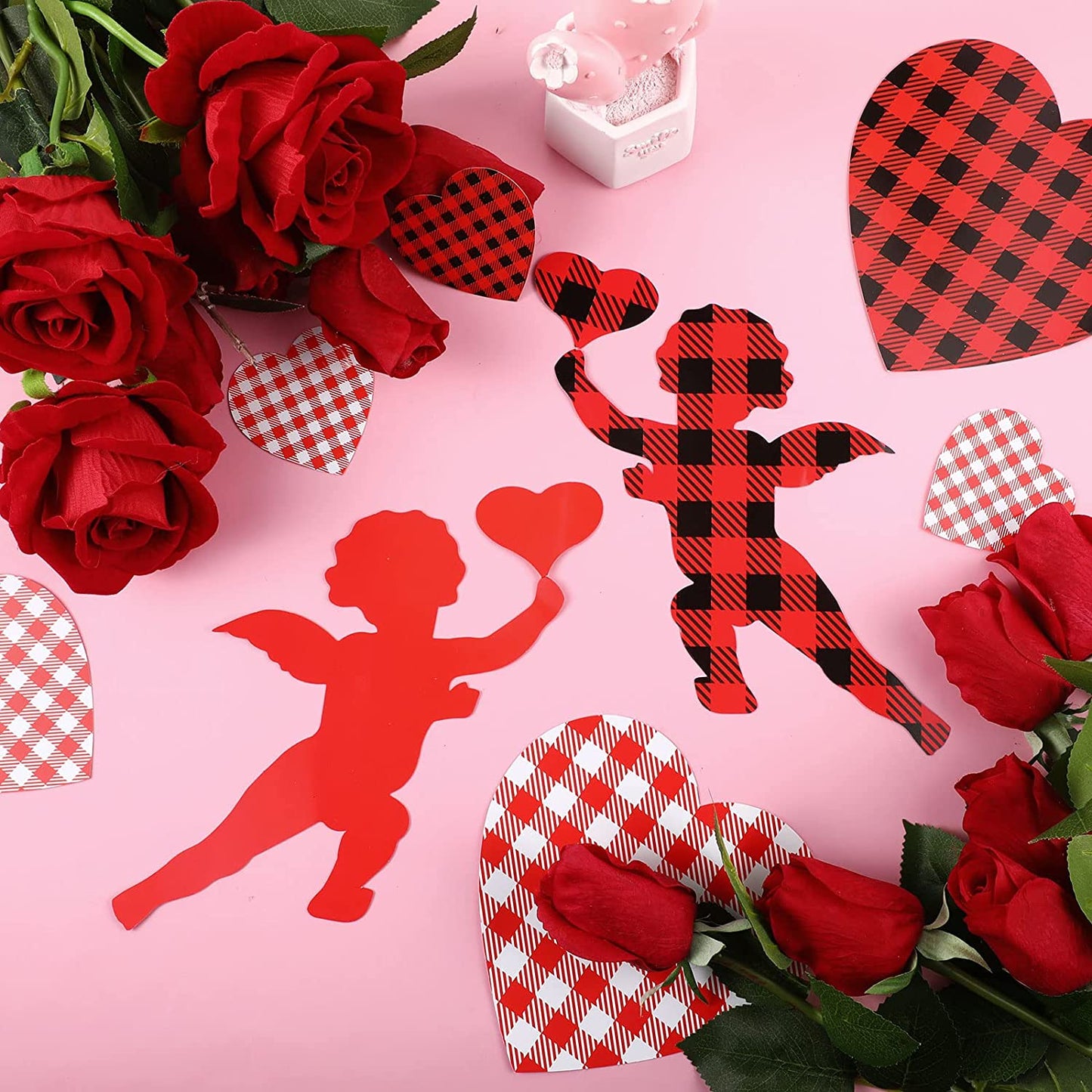 16 pieces of Valentine's Day cutouts (pure color)