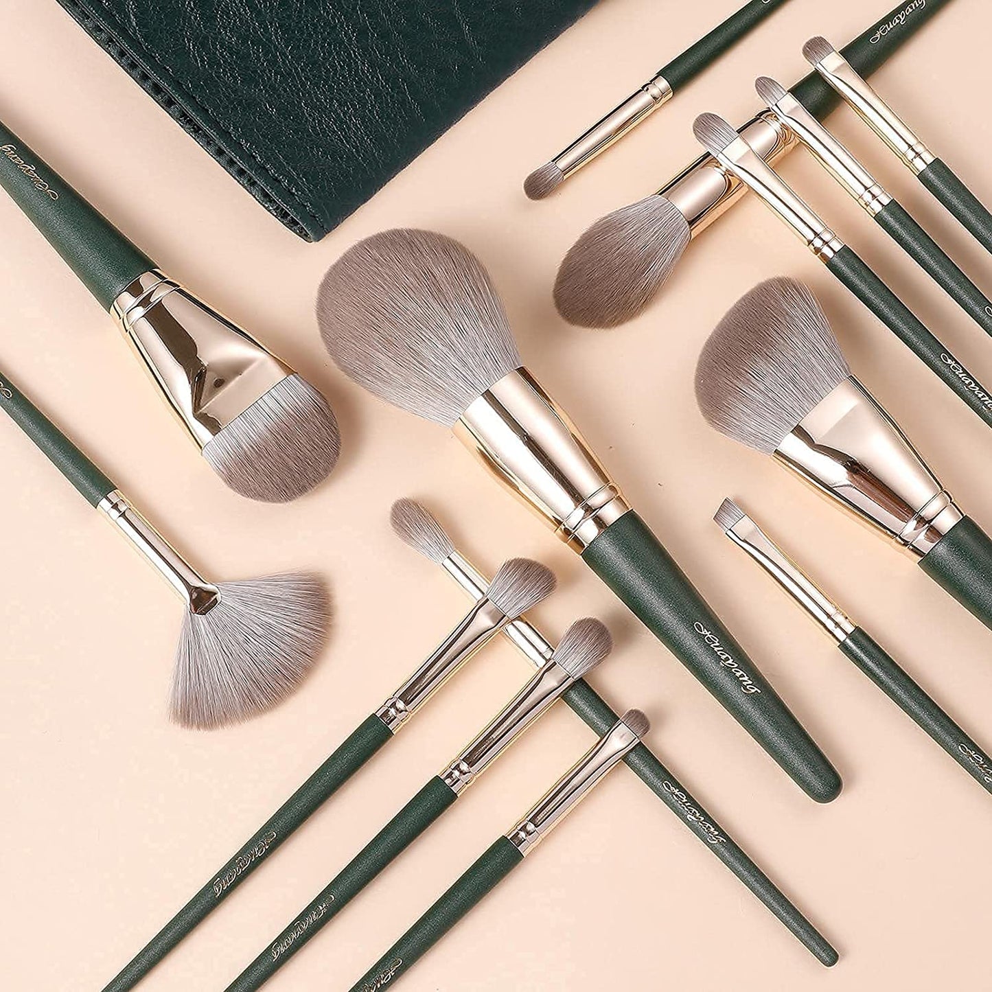 14 Piece Professional Makeup Brush Set with Case