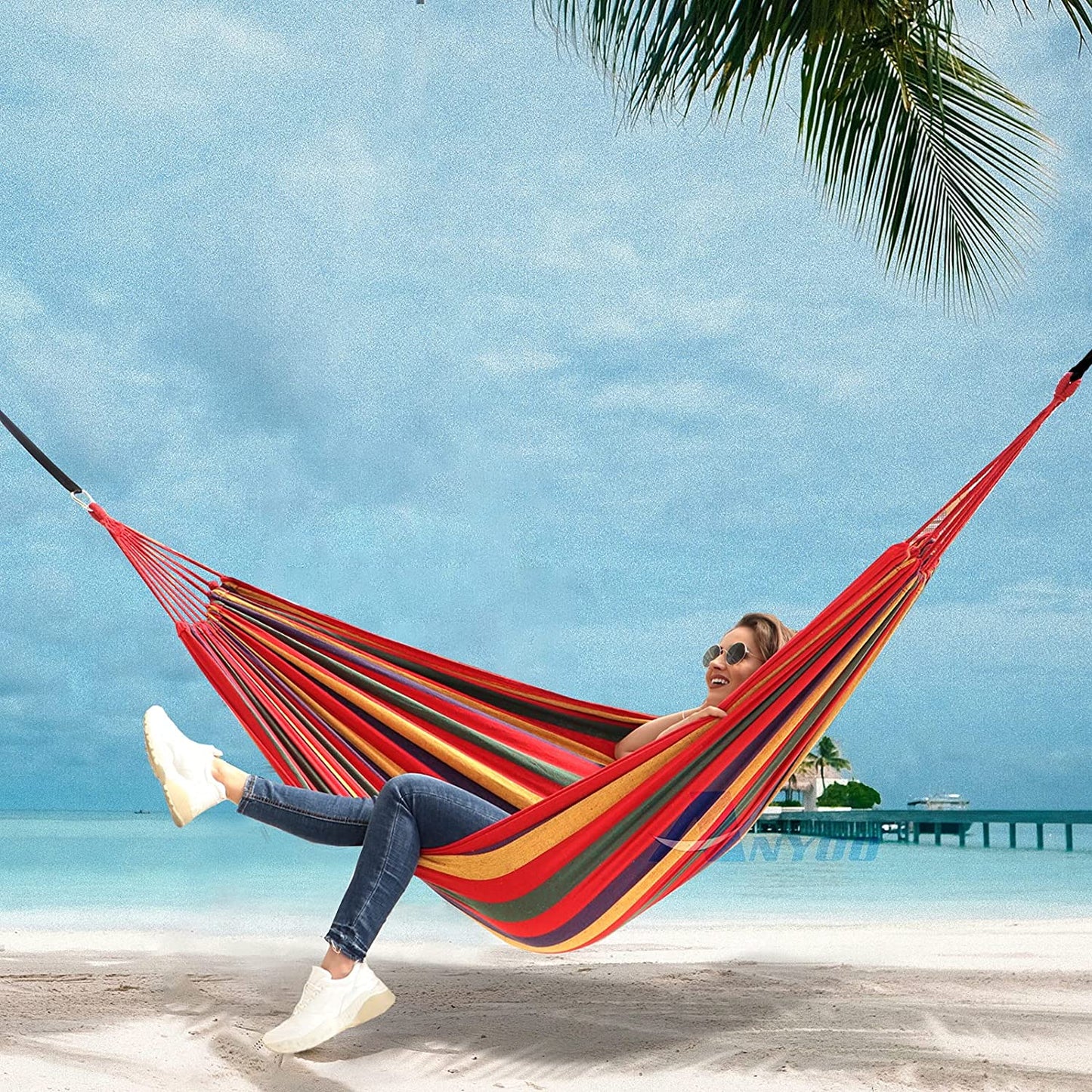 Comfortable cotton hammock with hanging tree straps