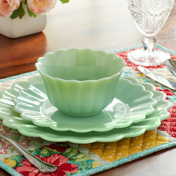 Timeless Beauty 3-Piece Dinnerware Set, Jade, Vintage