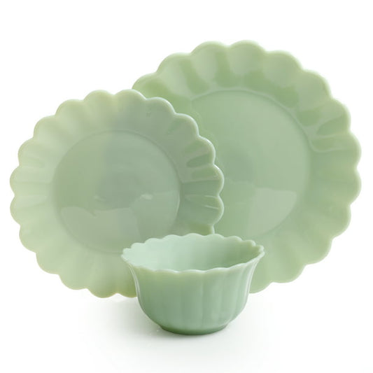 Timeless Beauty 3-Piece Dinnerware Set, Jade, Vintage