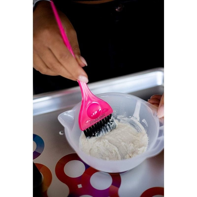 Hair dye brush, color: pink