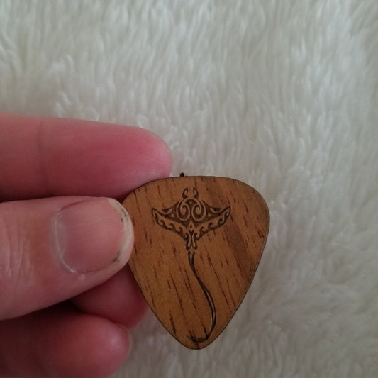 Exotic Wooden Guitar Pick, (manta ray)