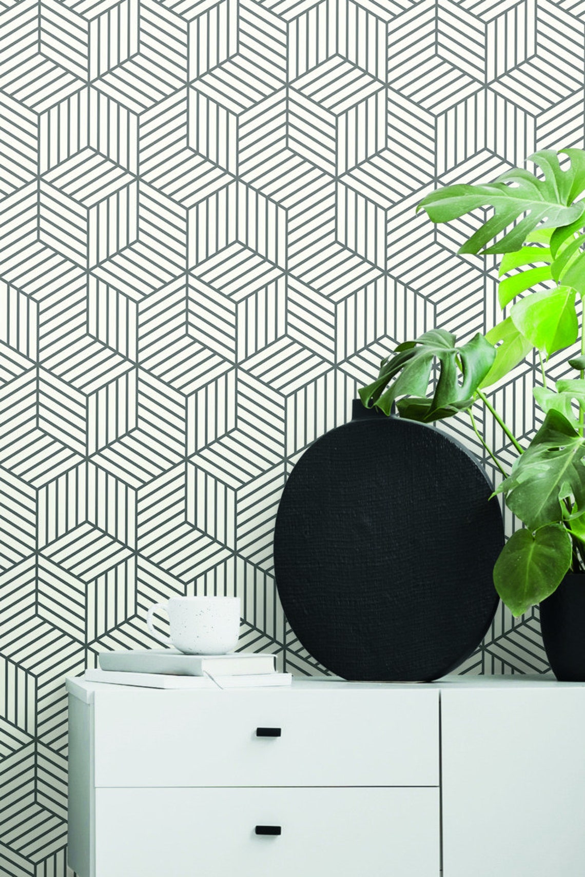 Black and White Hexagon Wallpaper (20.5 x 36 Inch Yard)