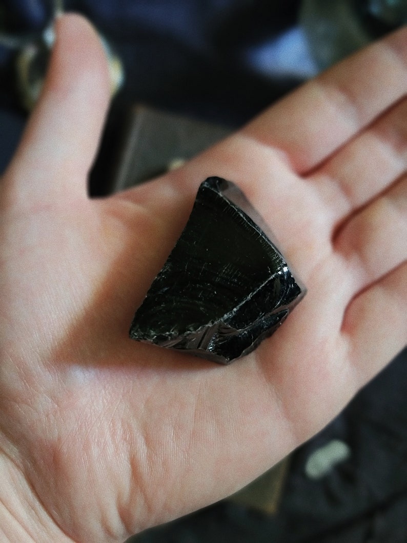 Rough black obsidian rock, 1" - 2"