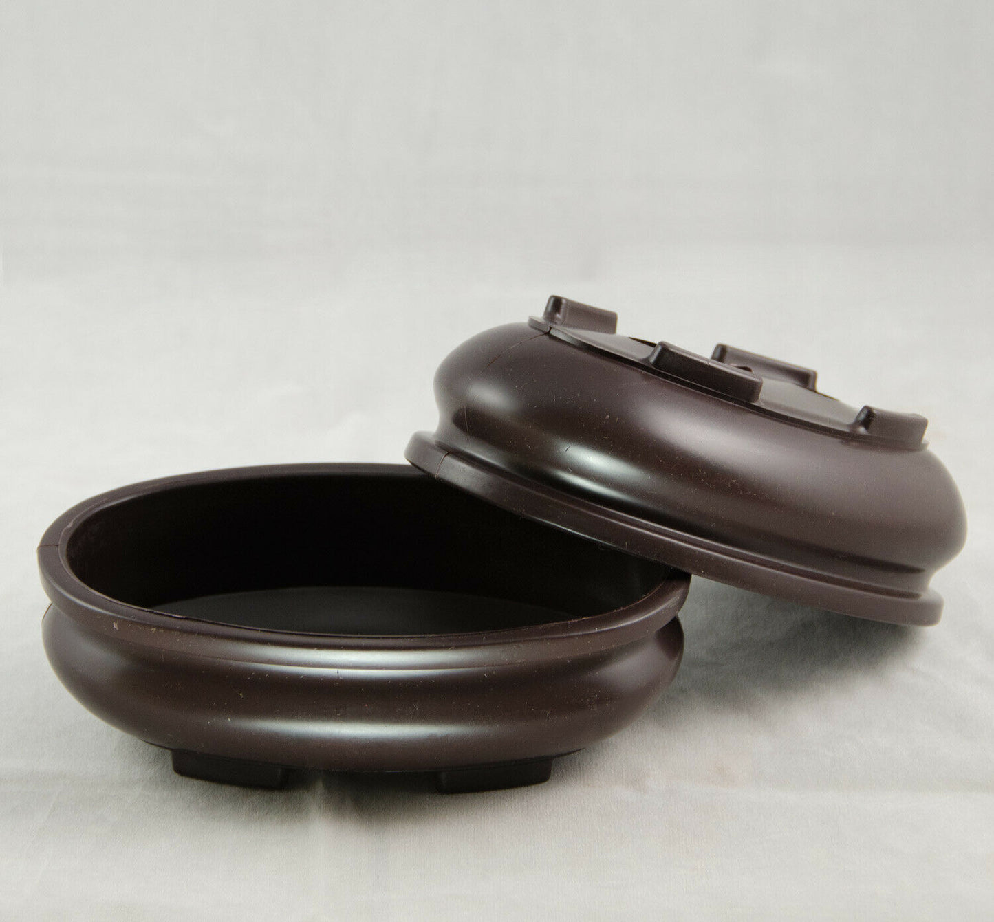 2 Oval Plastic Pots, Color (Dark Brown)