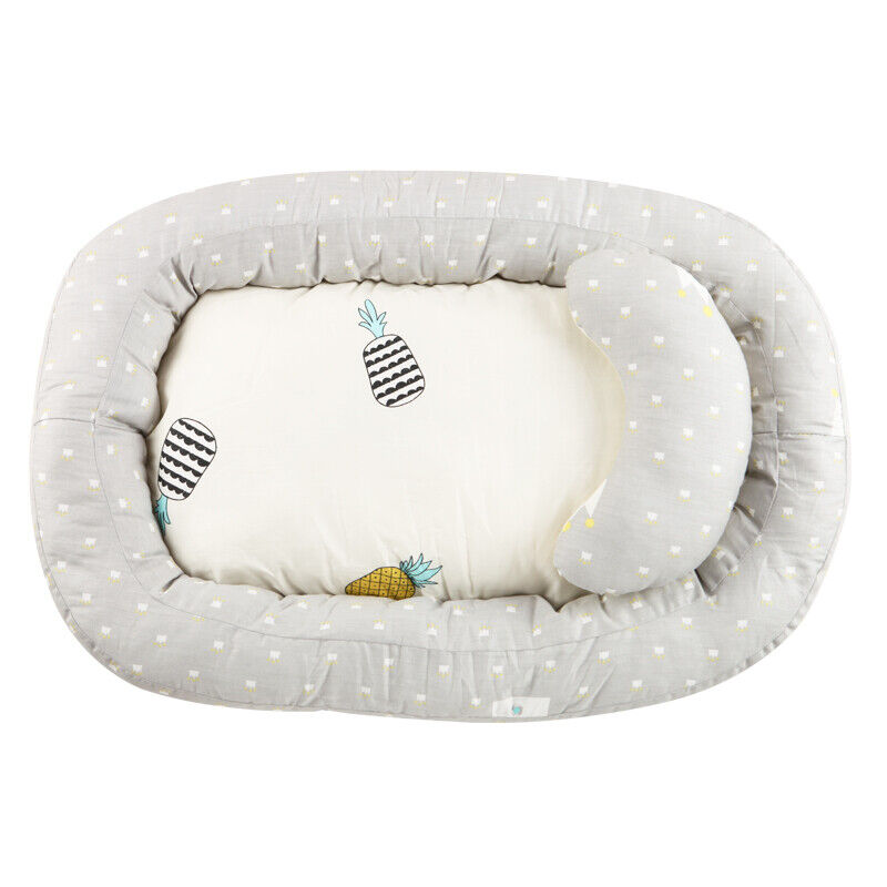 Foldable breathable newborn portable lounger with pillow