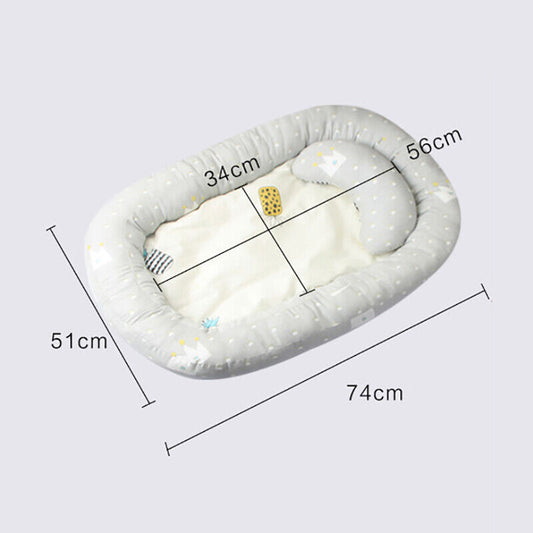 Foldable breathable newborn portable lounger with pillow